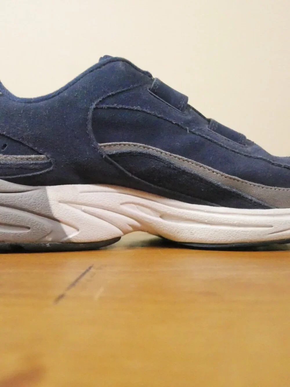 Ryka Sport Walker Comfort Shoes Easy On & Off Suede Walking Womens Sz 8 W